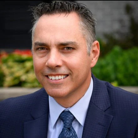 DR. ÉRIC SIMARD